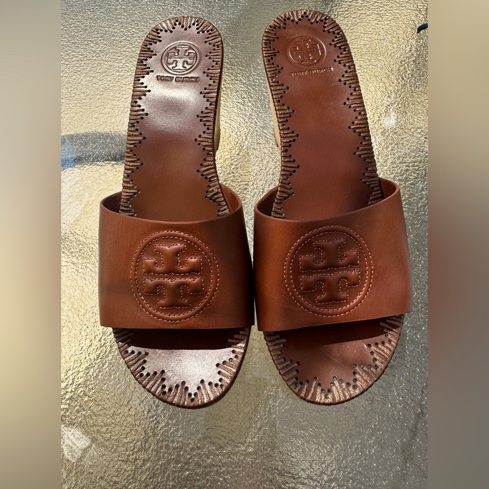Tory Burch Leather Whipstich Trim Wooden Slides - Picture 6 of 9